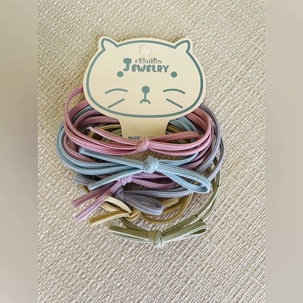 New Hair Ties or Bracelets. Pastels. 6 total pieces.